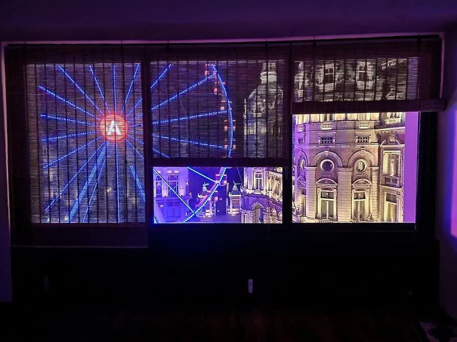 Stunning View + Japan Design Bed @ Central Station Antwerpen Apartman